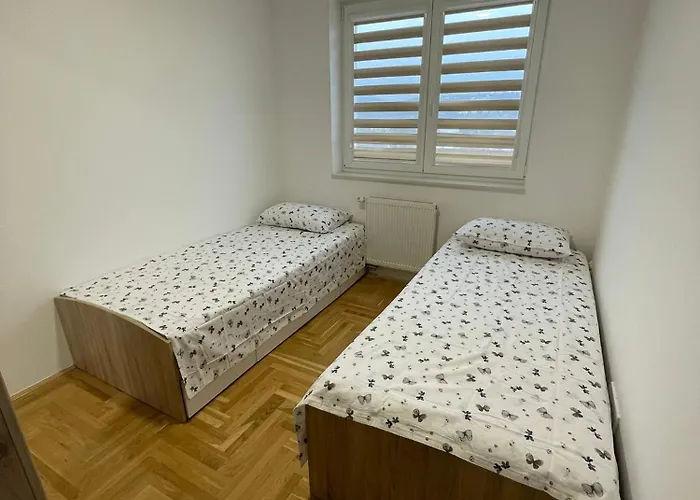 Ivan - Istocno Sarajevo Lägenhet Lukavica